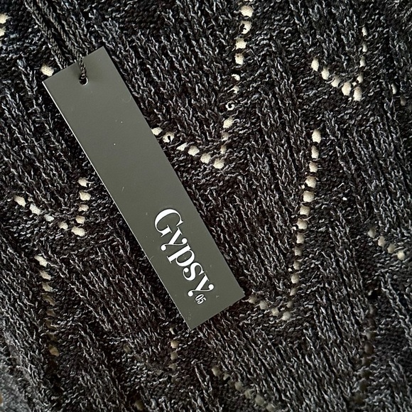 ❗️CLOSING SALE NWT Gypsy 05 Grey & Black Knitted Front Cut Out Back Top S - Picture 11 of 13